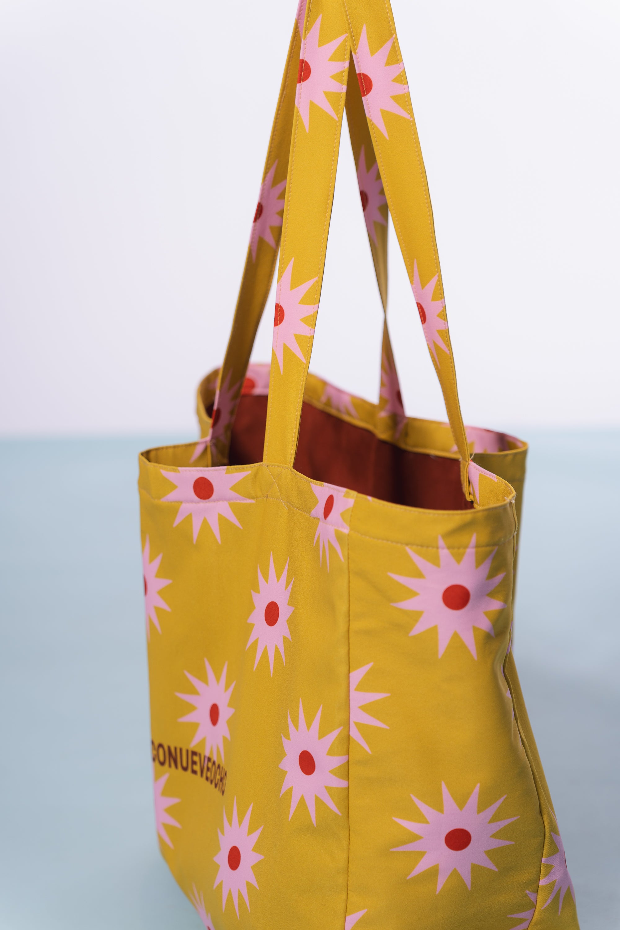 TOTE POLKA SUN
